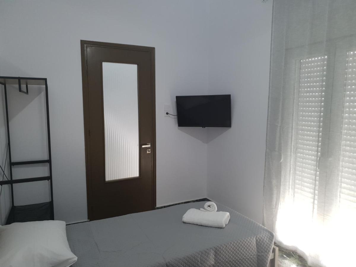 Callisto Room 3 埃尔莫波利斯 外观 照片