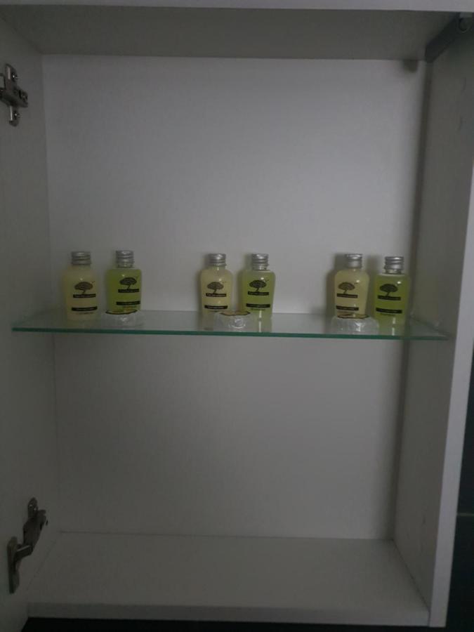 Callisto Room 3 埃尔莫波利斯 外观 照片